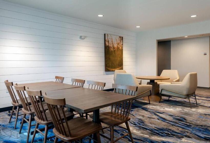 호텔 Fairfield Inn & Suites Savannah Airport