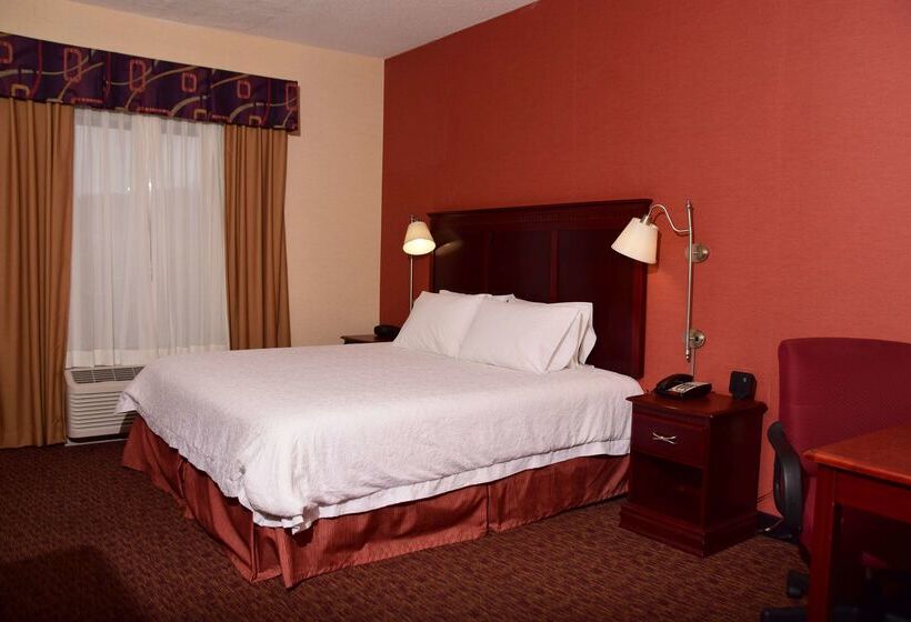 Отель Hampton Inn Indiana