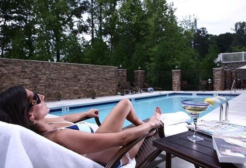 فندق Hampton Inn Atlantacanton