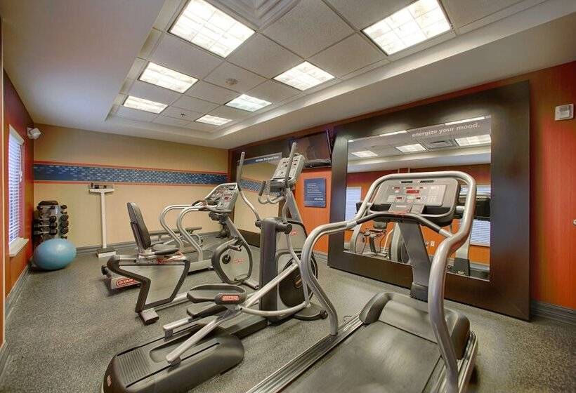 هتل Hampton Inn Atlantacanton