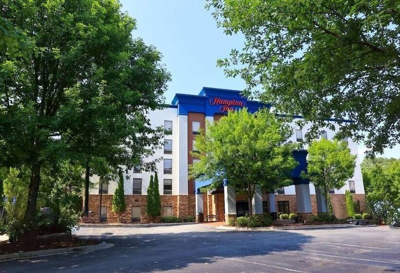 هتل Hampton Inn Atlantacanton