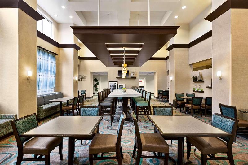 فندق Hampton Inn & Suites Atlanta Airport West/camp Creek Pkwy