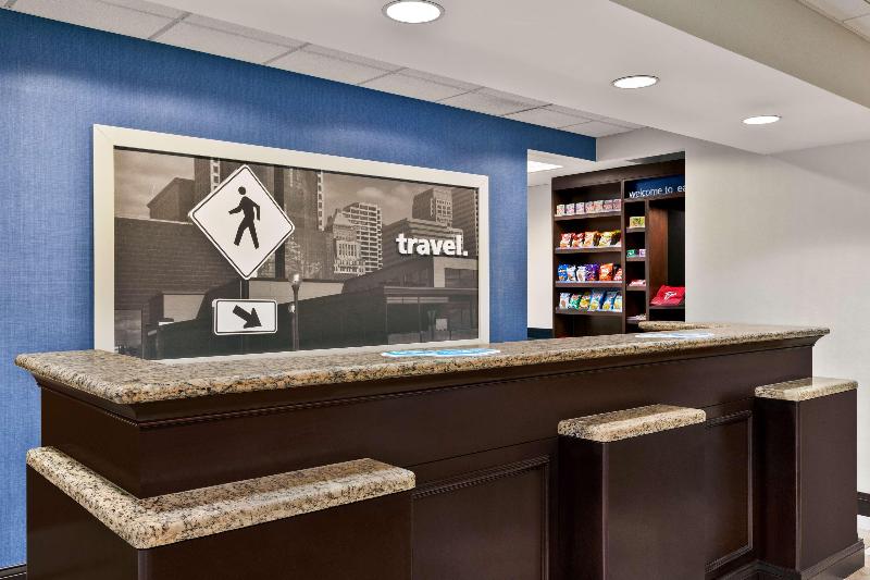 هتل Hampton Inn & Suites Atlanta Airport West/camp Creek Pkwy