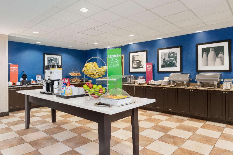 هتل Hampton Inn & Suites Atlanta Airport West/camp Creek Pkwy