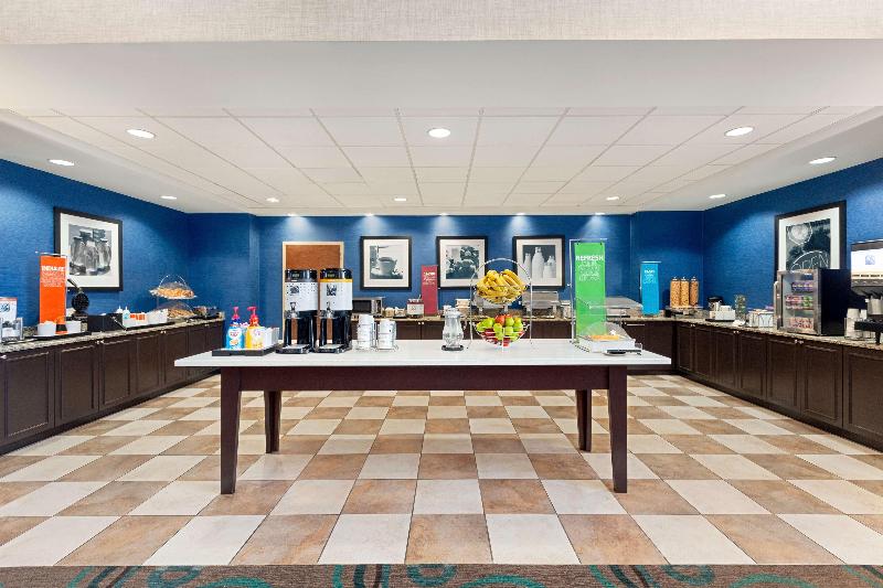 هتل Hampton Inn & Suites Atlanta Airport West/camp Creek Pkwy