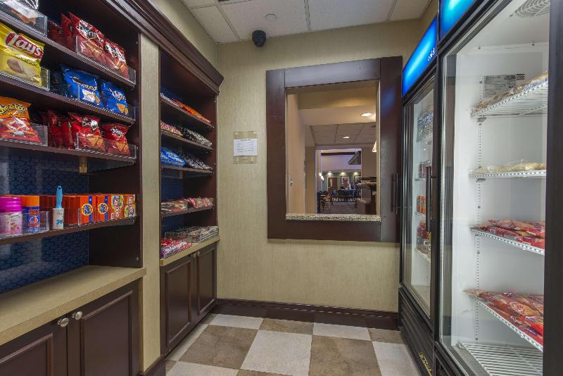 فندق Hampton Inn & Suites Atlanta Airport West/camp Creek Pkwy