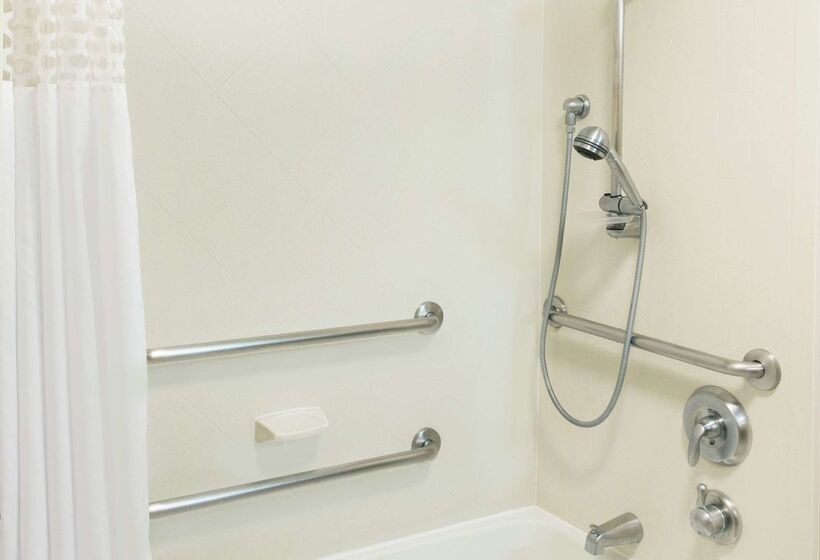 فندق Hampton Inn & Suites Chicago Deer Park