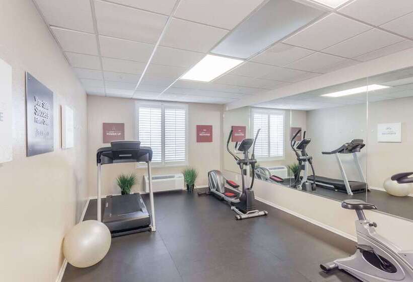 فندق Hawthorn Suites By Wyndham Victorville