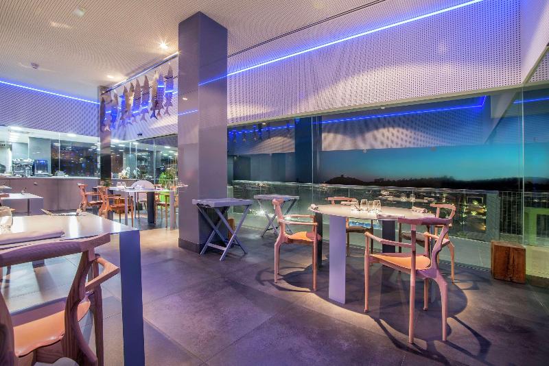 Higueron Hotel Malaga, Curio Collection By Hilton