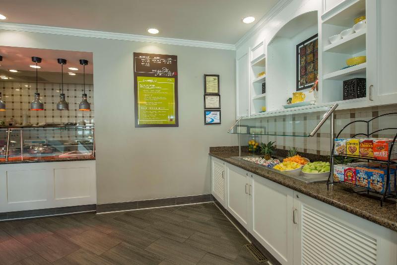 فندق Hilton Garden Inn Atlanta Airport North