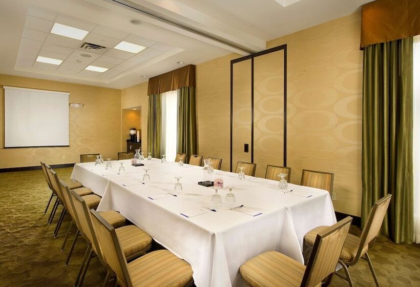 בית מלון כפרי Hilton Garden Inn Indianapolis Northwest