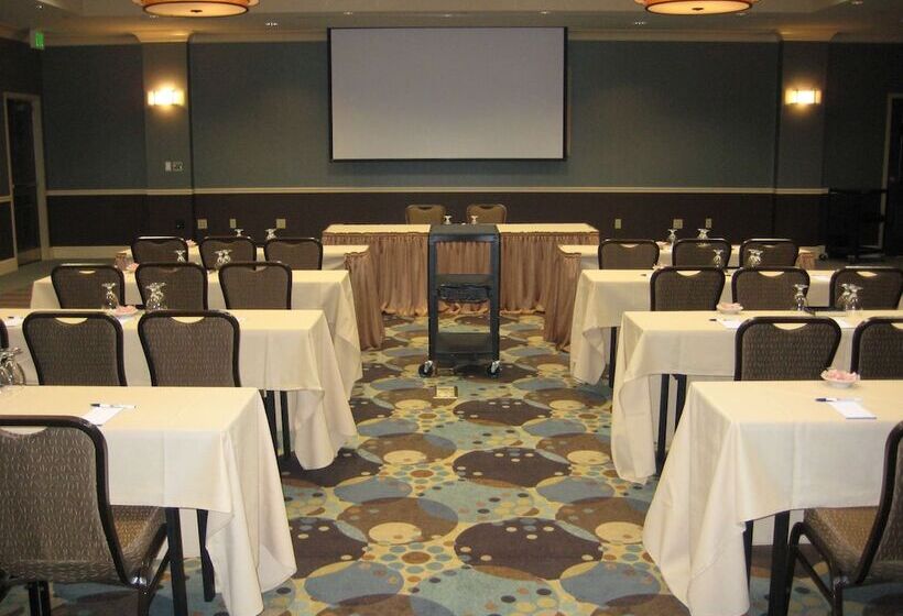 هتل Hilton Garden Inn Omaha East/council Bluffs