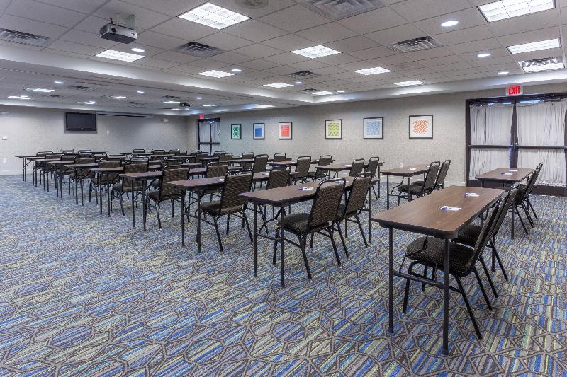 בית מלון כפרי Holiday Inn Express   Indianapolis   Southeast, An Ihg