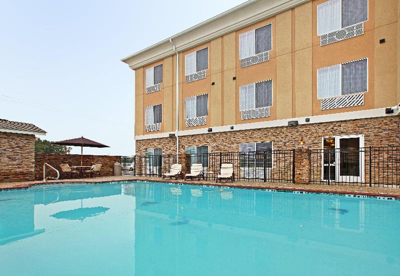 Holiday Inn Express Hotel & Suites Carthage, An Ihg