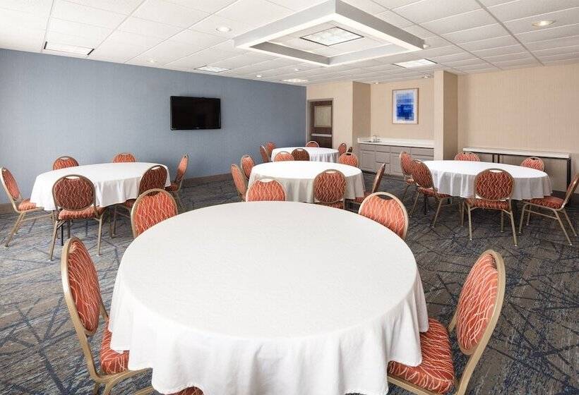 Holiday Inn Express Hotel & Suites Cherry Hills, An Ihg