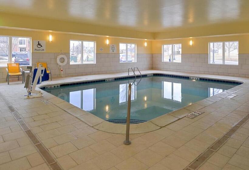 Holiday Inn Express Hotel & Suites Omaha West, An Ihg