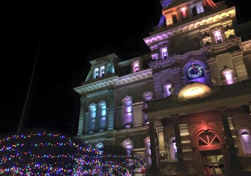 בית מלון כפרי Holiday Inn Express & Suites Zanesville North, An Ihg