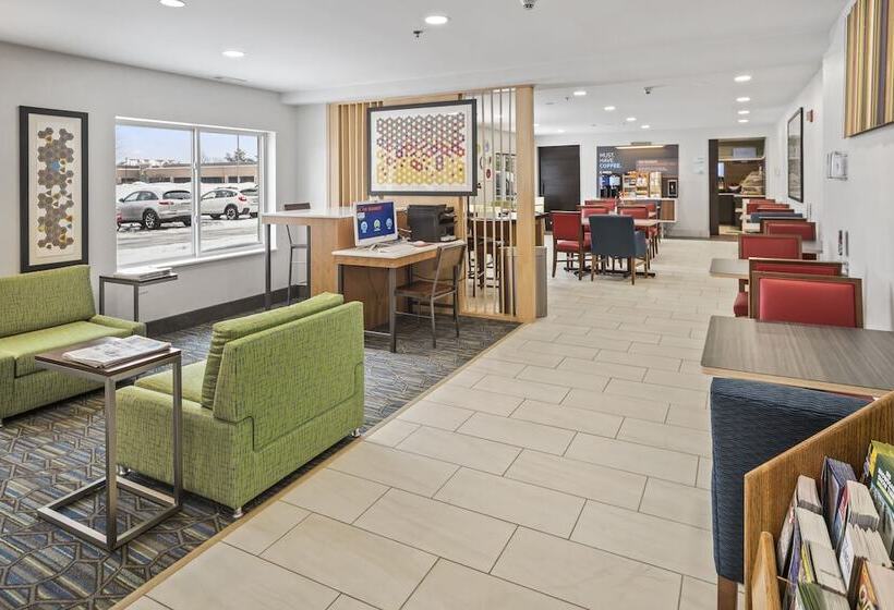 فندق Holiday Inn Express Chicago Northwest Vernon Hills, An Ihg