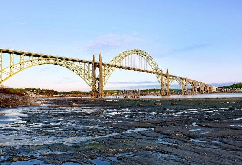 فندق Holiday Inn Express Newport, An Ihg