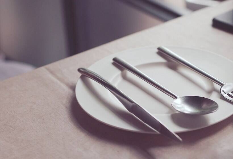 فندق Holiday Inn Express Newport, An Ihg