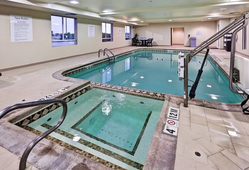 فندق Holiday Inn Express Northwest Maize, An Ihg