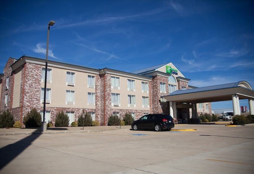Holiday Inn Express Hotels & Suites Mountain Home, An Ihg