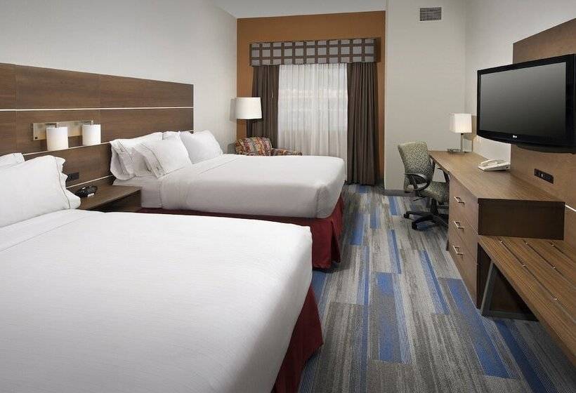 בית מלון כפרי Holiday Inn Express & Suites Charlottesville   Ruckersville, An Ihg