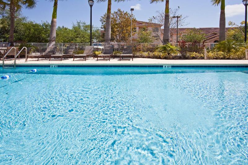 فندق Holiday Inn Express West Palm Beach Metrocentre, An Ihg