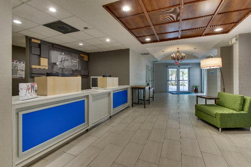 فندق Holiday Inn Express West Palm Beach Metrocentre, An Ihg