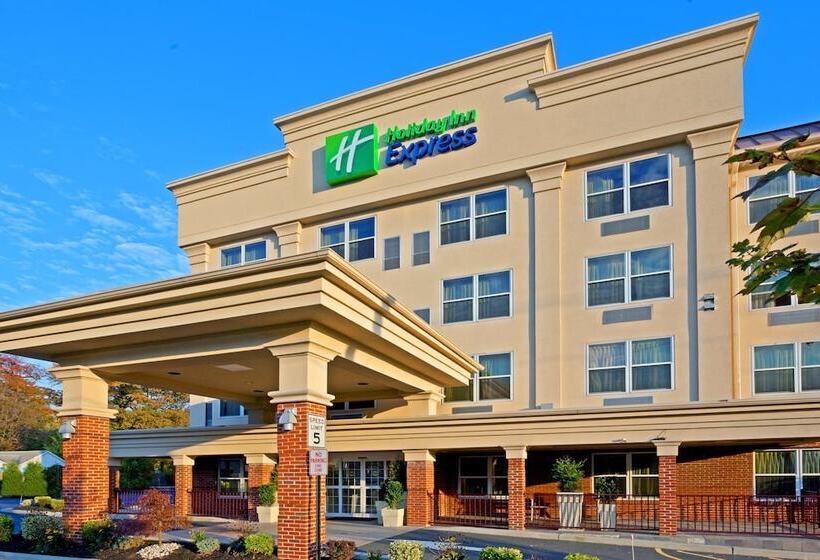 فندق Holiday Inn Express Woodbridge, An Ihg