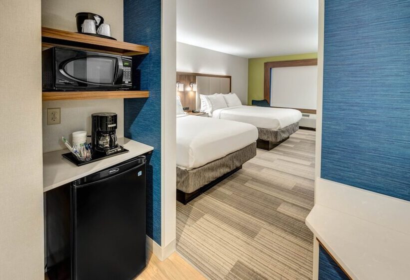 فندق Holiday Inn Express Woodbridge, An Ihg