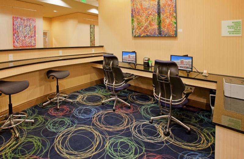 ホテル Holiday Inn Omaha Downtown   Waterpark, An Ihg