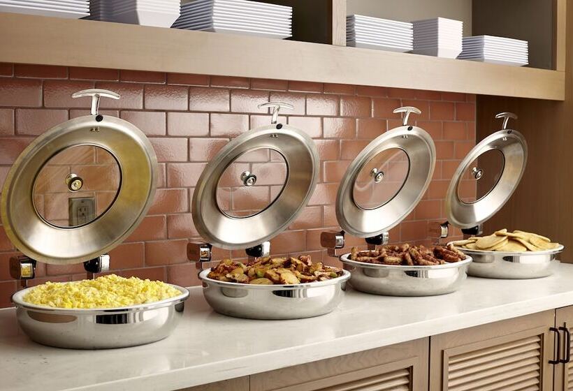 Отель Hyatt House Dallas Uptown