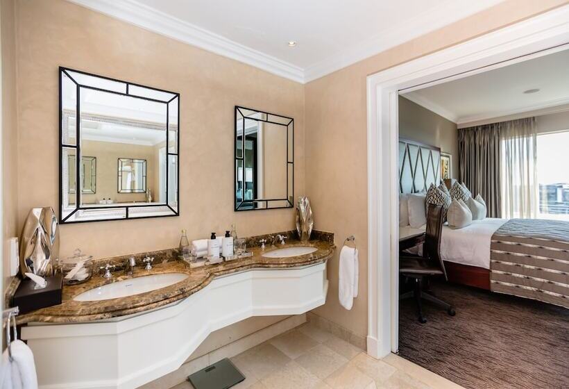 Intercontinental Johannesburg Or Tambo Airport Hotel, An Ihg