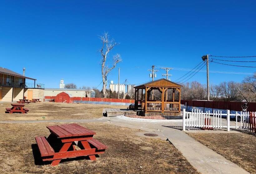 فندق Knights Inn Oakley