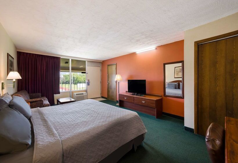 فندق Knights Inn Oakley