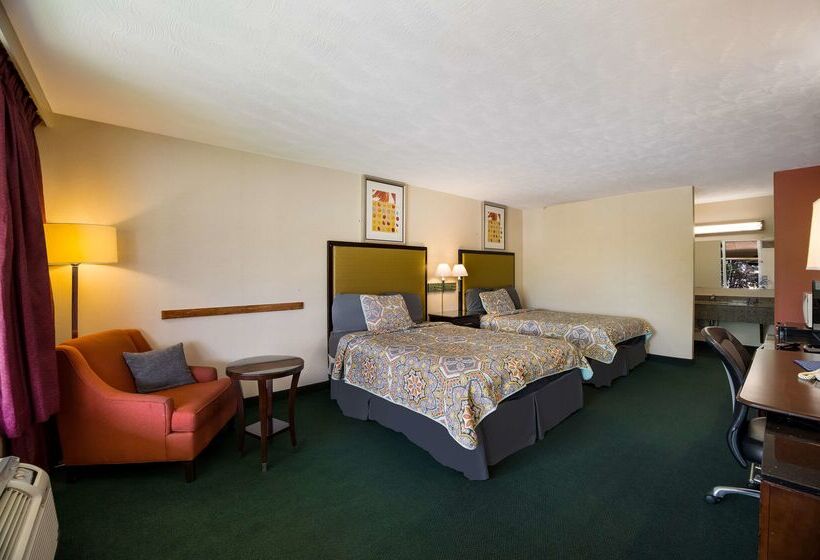 فندق Knights Inn Oakley