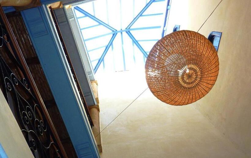 هتل La Maison Du Vent