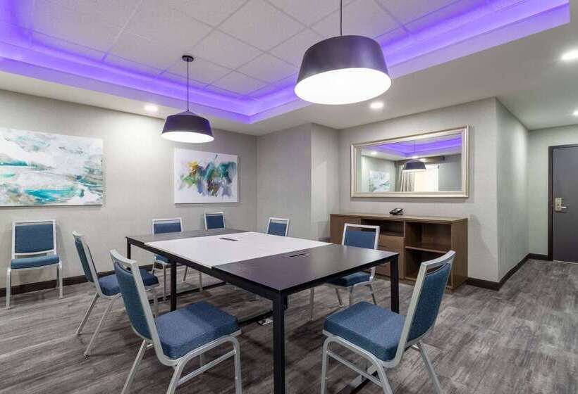 فندق La Quinta Inn & Suites By Wyndham Augusta Fort Eisenhower