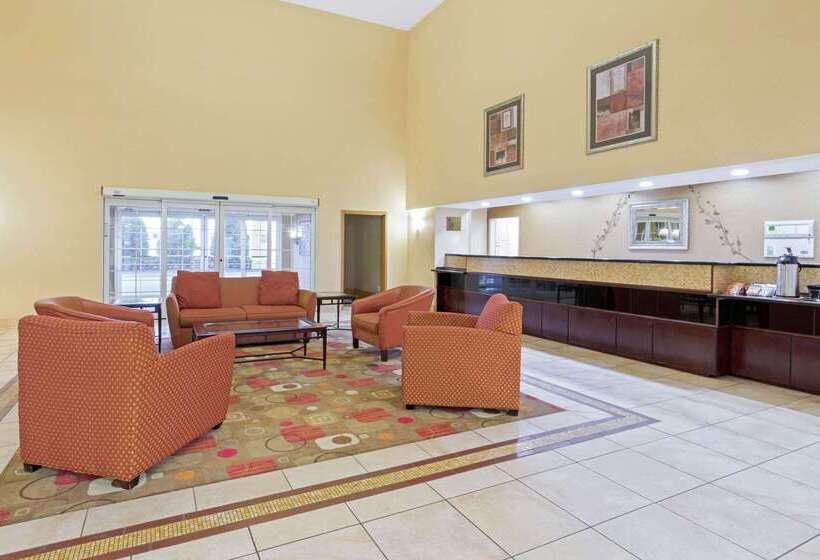 فندق La Quinta By Wyndham Stillwater  University Area