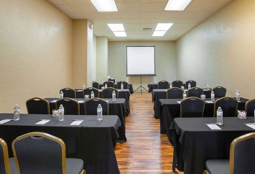 酒店 Magnuson Grand Desoto