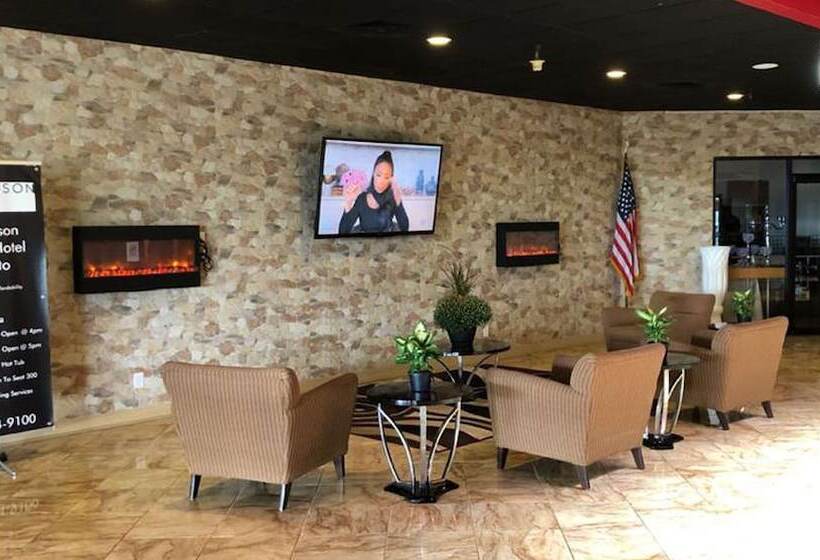 בית מלון כפרי Magnuson Grand Desoto