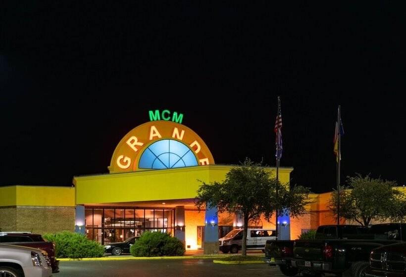 Mcm Grande Hotel Fundome Odessa