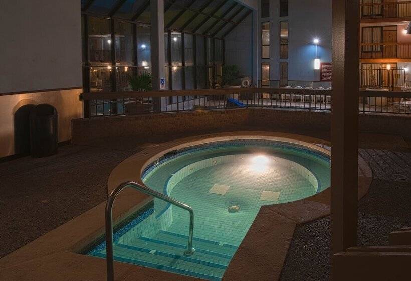 Mcm Grande Hotel Fundome Odessa