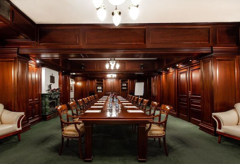 בית מלון כפרי Ossa Conference & Spa