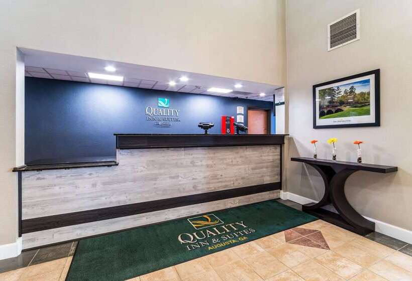 בית מלון כפרי Quality Inn & Suites Augusta I 20
