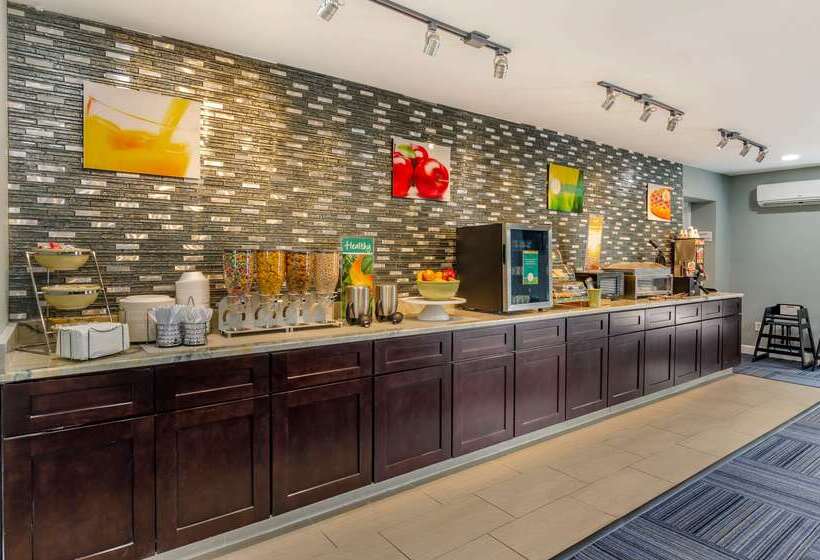 فندق Quality Inn Verona  Staunton North