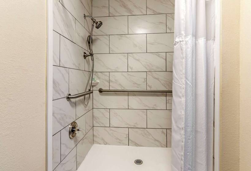 فندق Quality Inn Verona  Staunton North