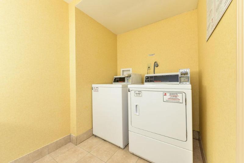 فندق Quality Suites Tinton Falls