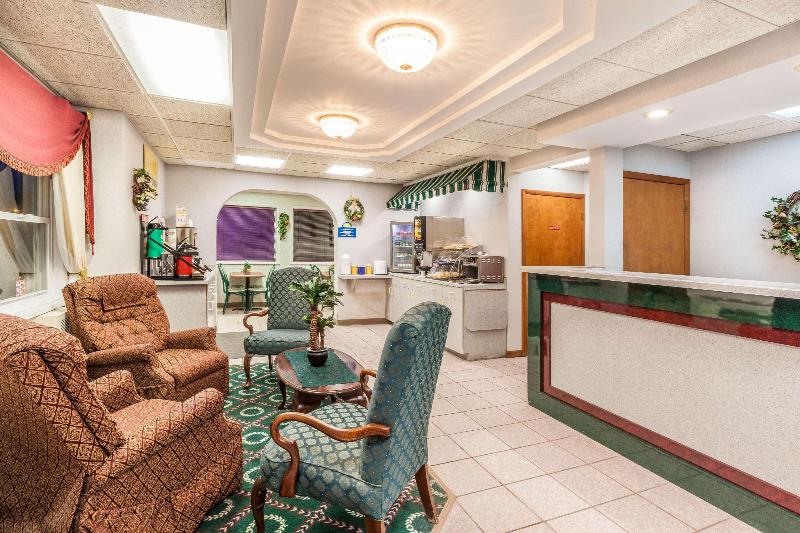 호텔 Red Roof Inn Weedsport